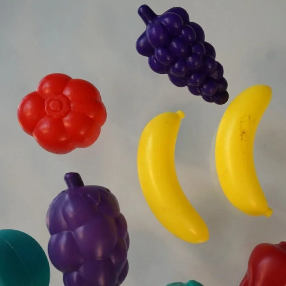 Realistic Plastic Toy Food 9 Fruits and Veggies Kids Kitchen Educational Toys